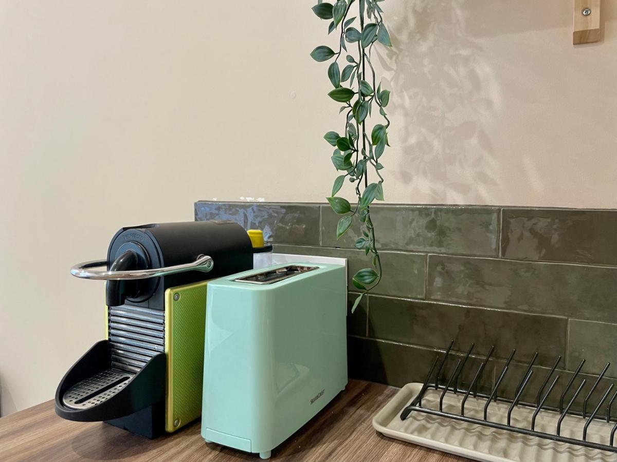 イエールStudio Malibu Central, Lumineux Et Confortableアパートメント エクステリア 写真